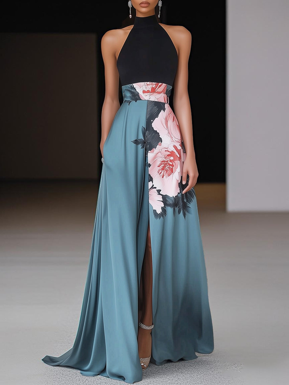 Della™ | Women's Halter-Neck Floral Maxi Dress