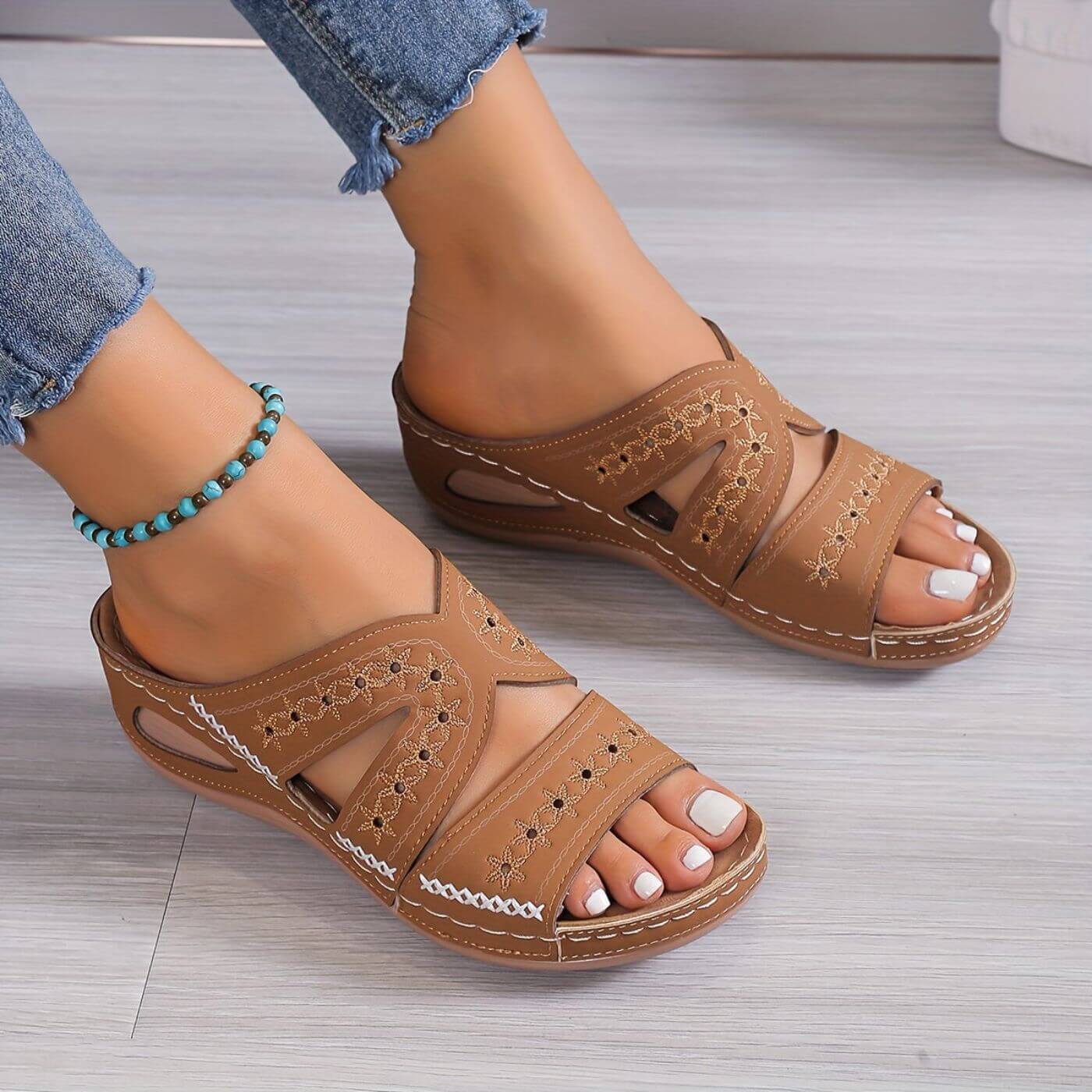 Hazel™ | Women's Embroidered Wedge Sandals