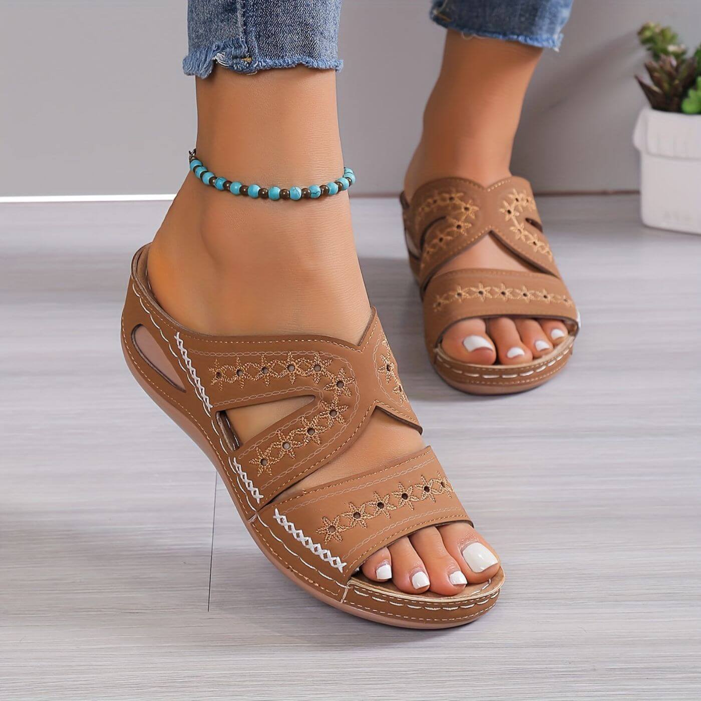 Hazel™ | Women's Embroidered Wedge Sandals