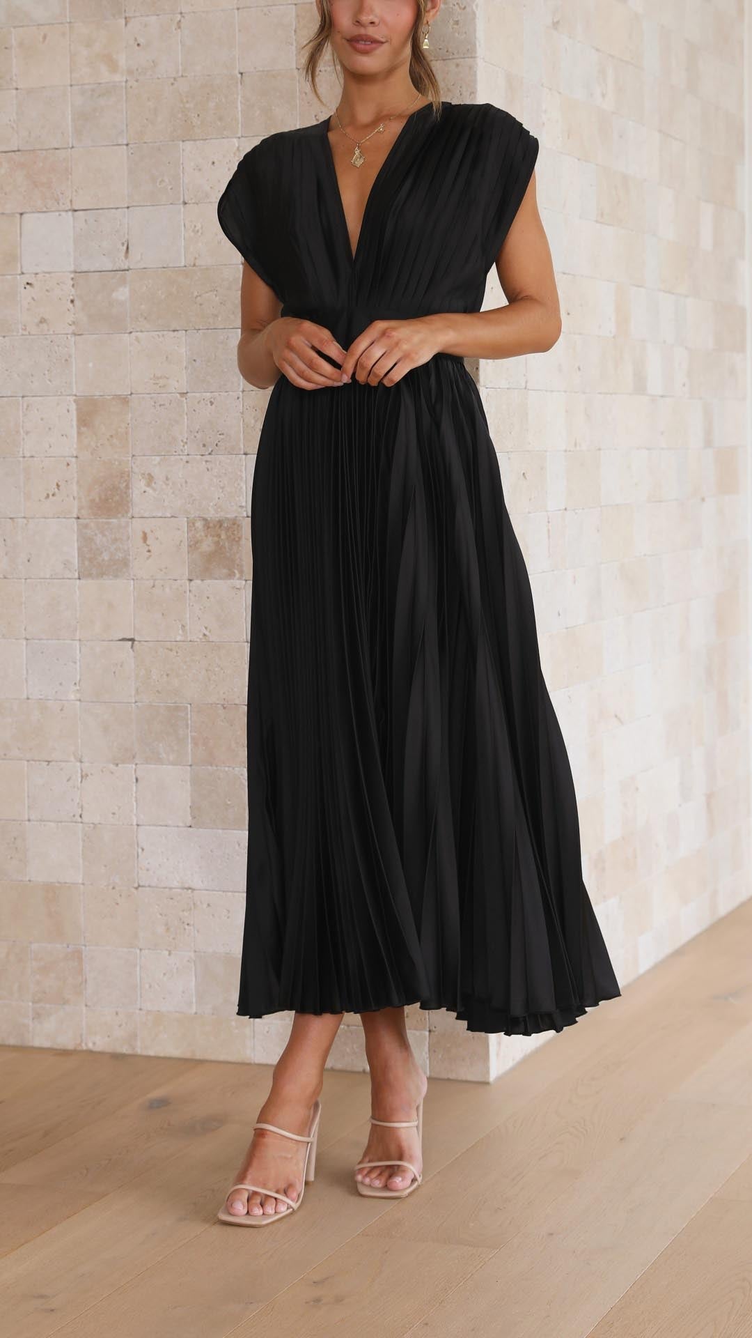 Hazel™ | Women's Pleated V-Neck Midi Dress