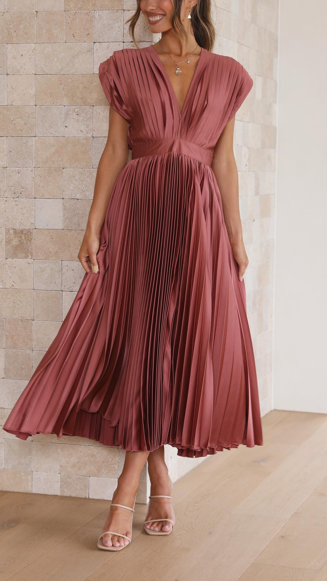 Hazel™ | Women's Pleated V-Neck Midi Dress
