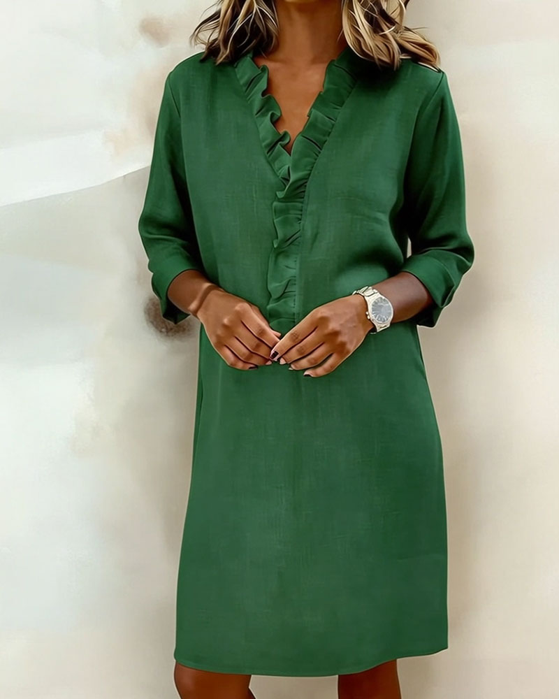 Women's Ruffled V-Neck Shift Dress