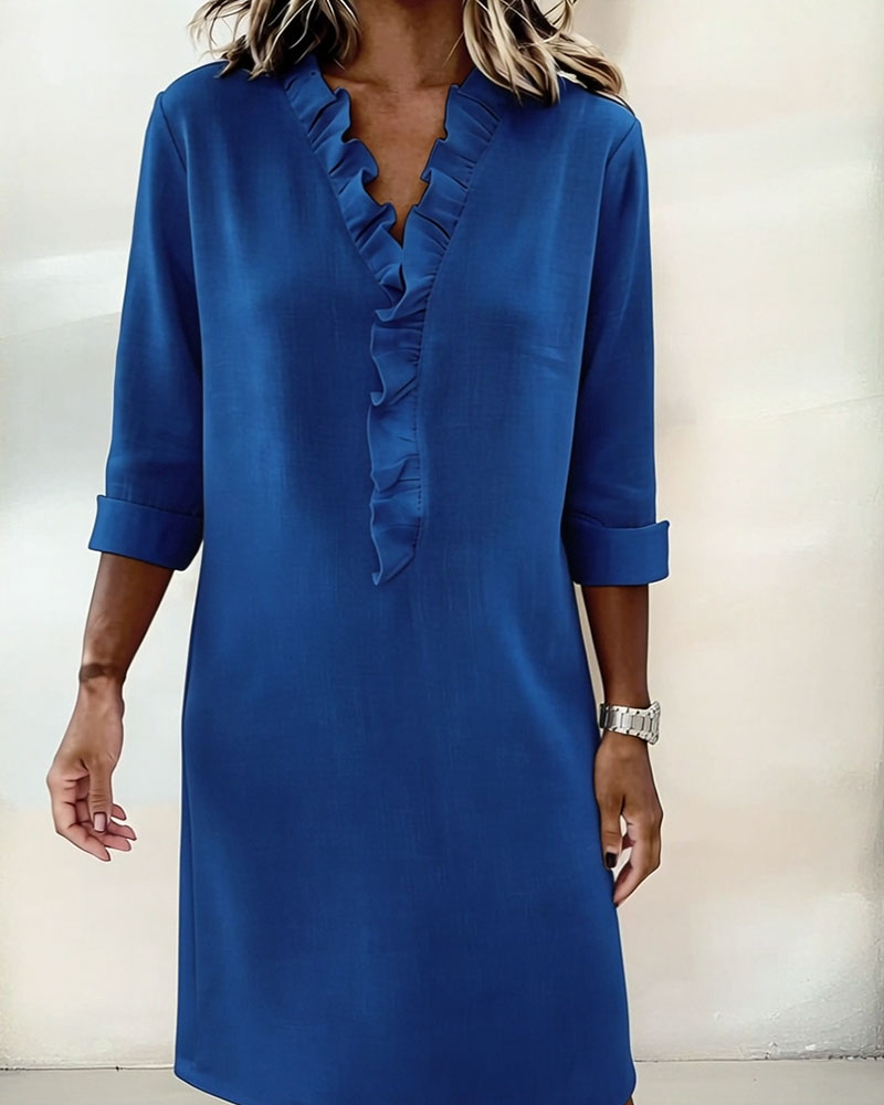 Women's Ruffled V-Neck Shift Dress