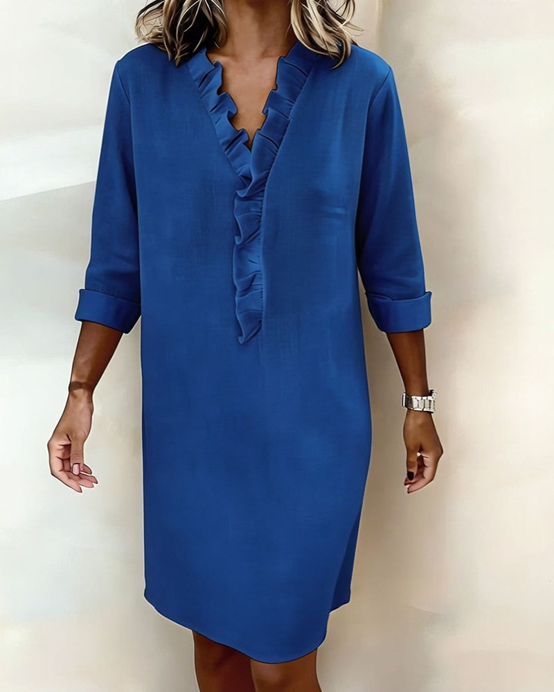 Women's Ruffled V-Neck Shift Dress