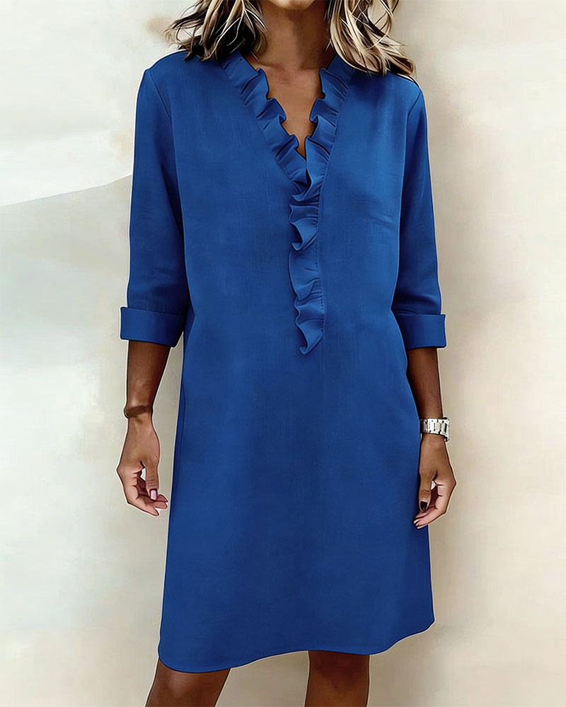 Women's Ruffled V-Neck Shift Dress