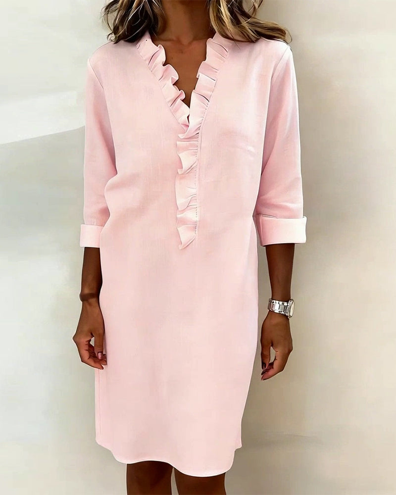 Women's Ruffled V-Neck Shift Dress